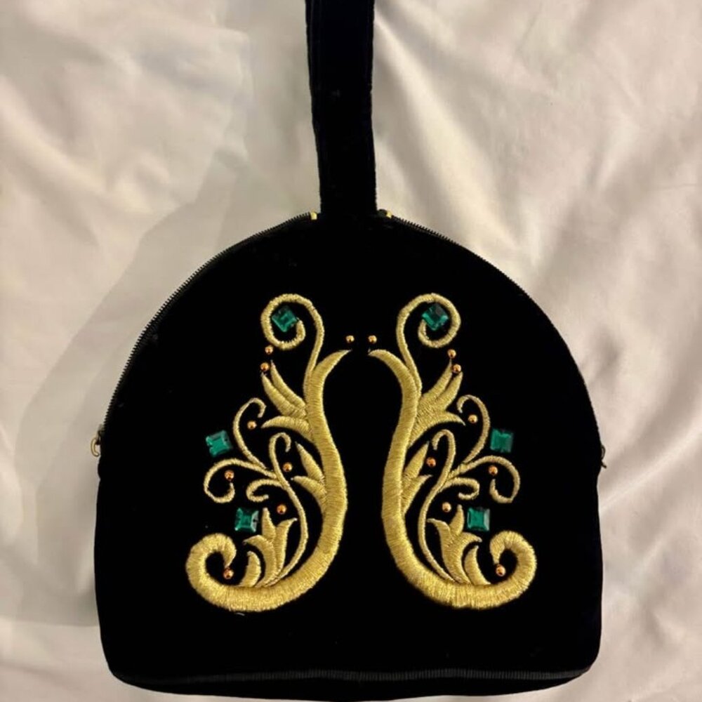 90s Vintage Adrienne Vittadini Embroidered Velvet Wristlet – Gold & Emerald